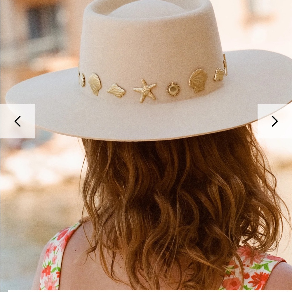 NWOT Lack of Color Seaside Boater in ivory Small 55cm